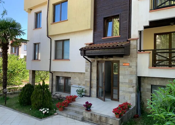 At St. Nicholas Complex-igora Черноморец